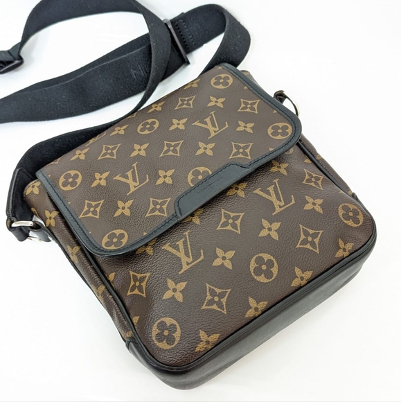 ✨️💎Authentic Louis Vuitton Macassar Monogram Crossbody - Picture 4 of 16